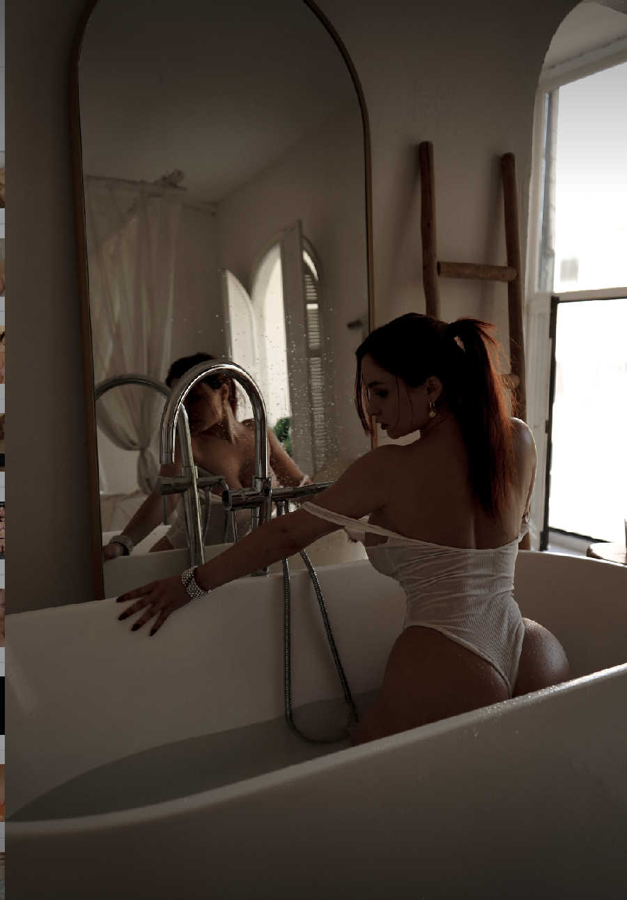 A playful frame from Miranda Faith nude — online in Miami