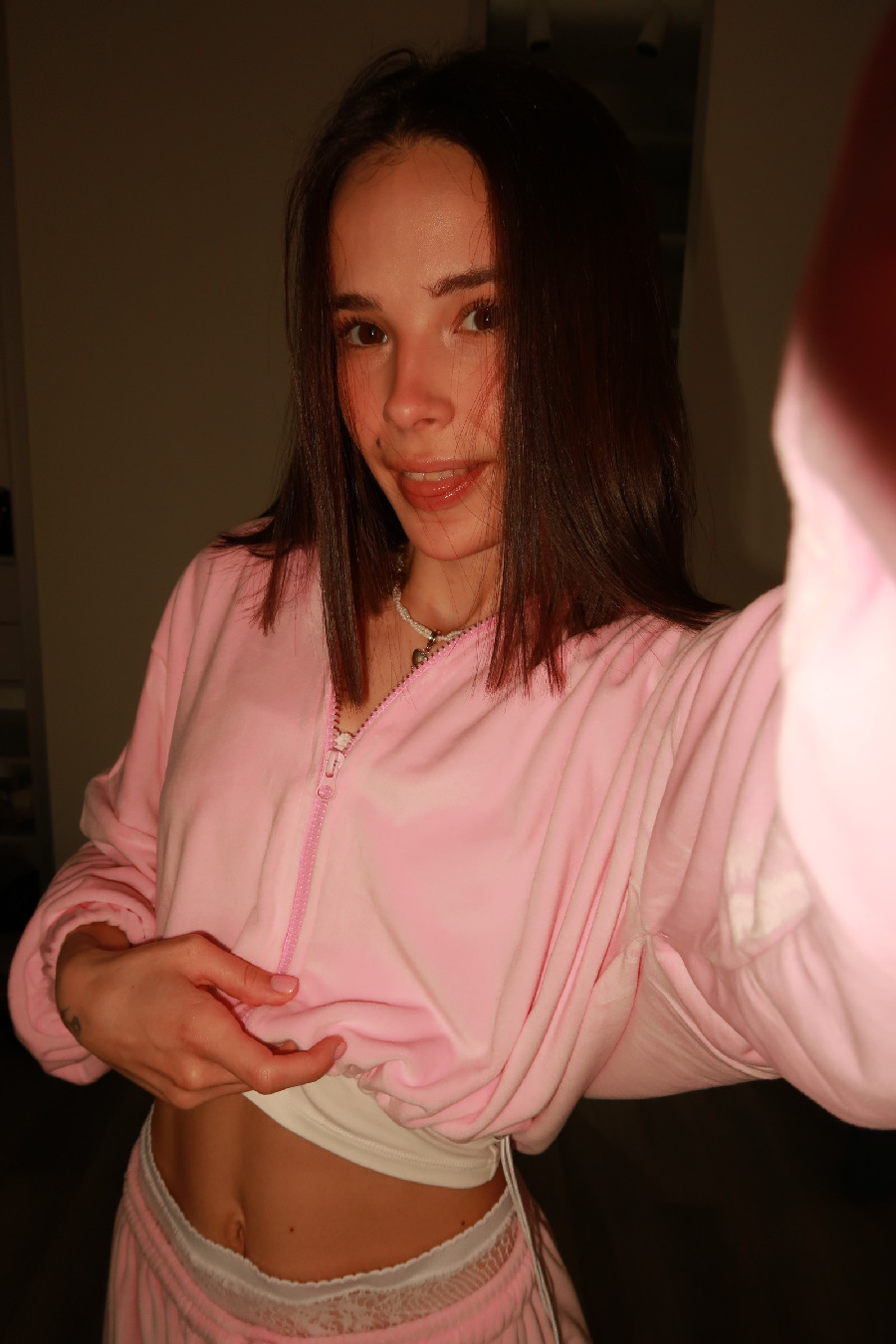 Tina brings the glow — live moments in Miami